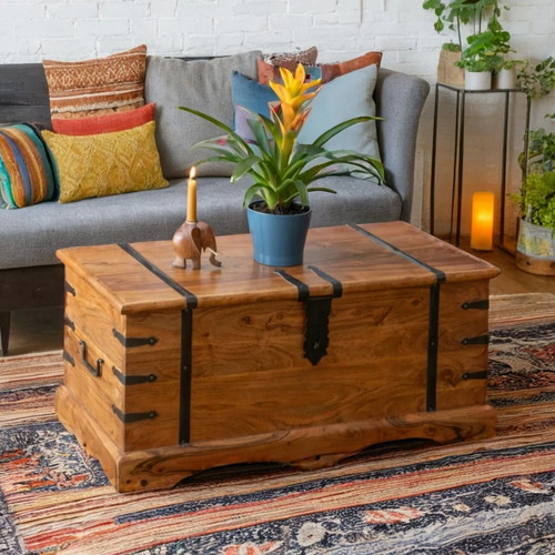 Solid wood trunk - trunk, table