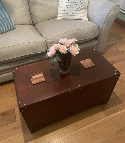 Unique coffee table solid - table-,